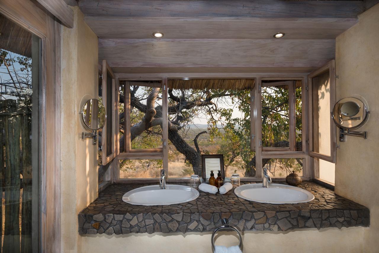 Ongava Lodge Okaukuejo Luaran gambar